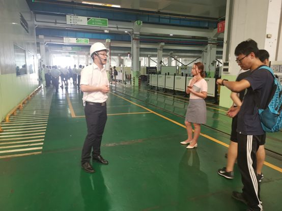 3b7ecc00c1e74beda952d53d3bcce3eb.png image.png